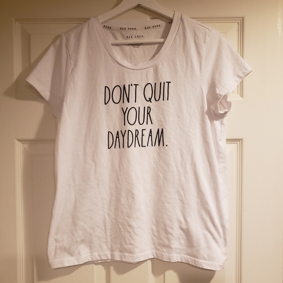 Rae Dunn 'Don't Quit Your Daydream' Shirt - Picture 2 of 4